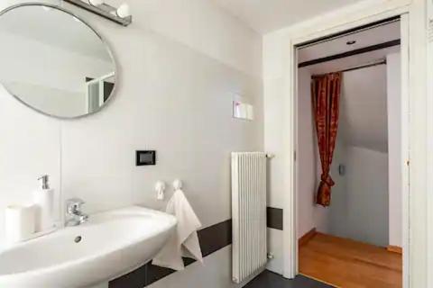 Appartement Terratetto In Centro + Parcheggio à Udine Extérieur photo